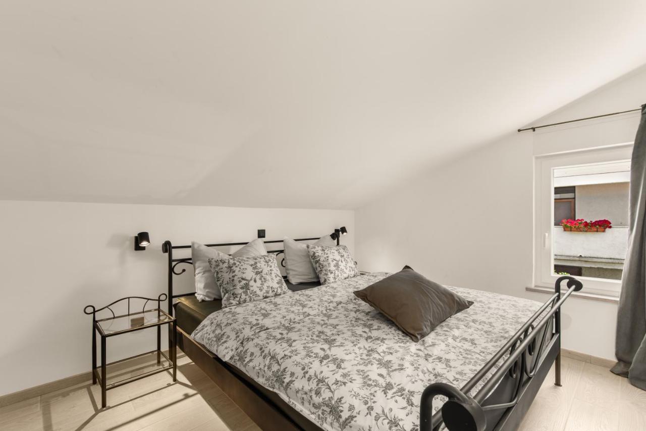 Apartman Dobrec Porec Bagian luar foto
