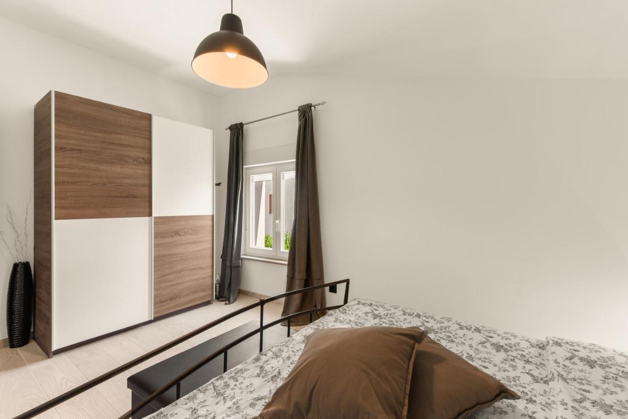 Apartman Dobrec Porec Bagian luar foto