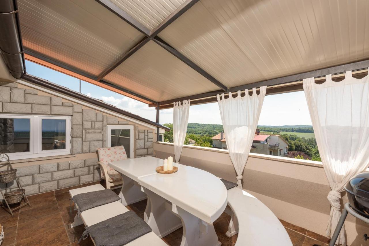 Apartman Dobrec Porec Bagian luar foto